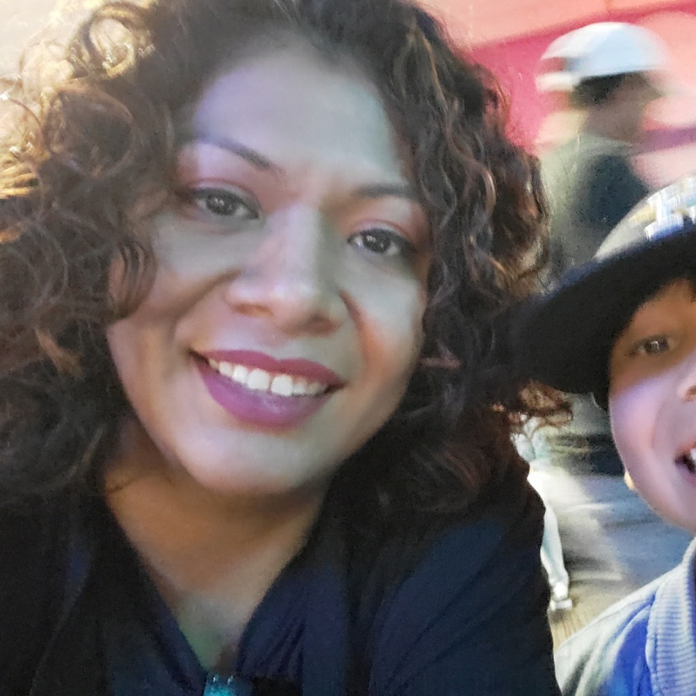 Meet your Posher, Elena